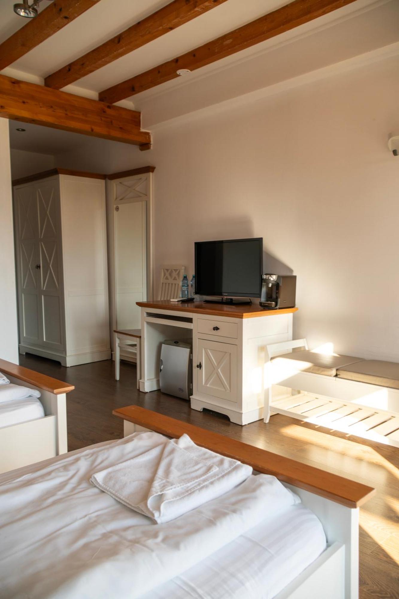 Готель Lifeharbour Limanu Екстер'єр фото