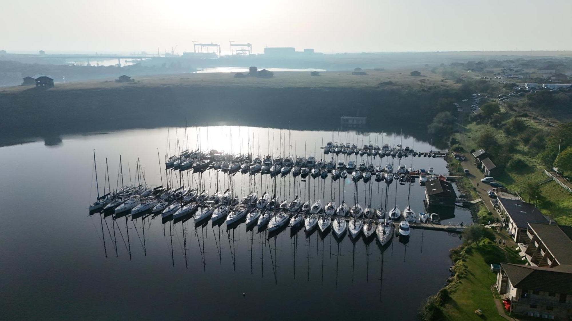 Готель Lifeharbour Limanu Екстер'єр фото